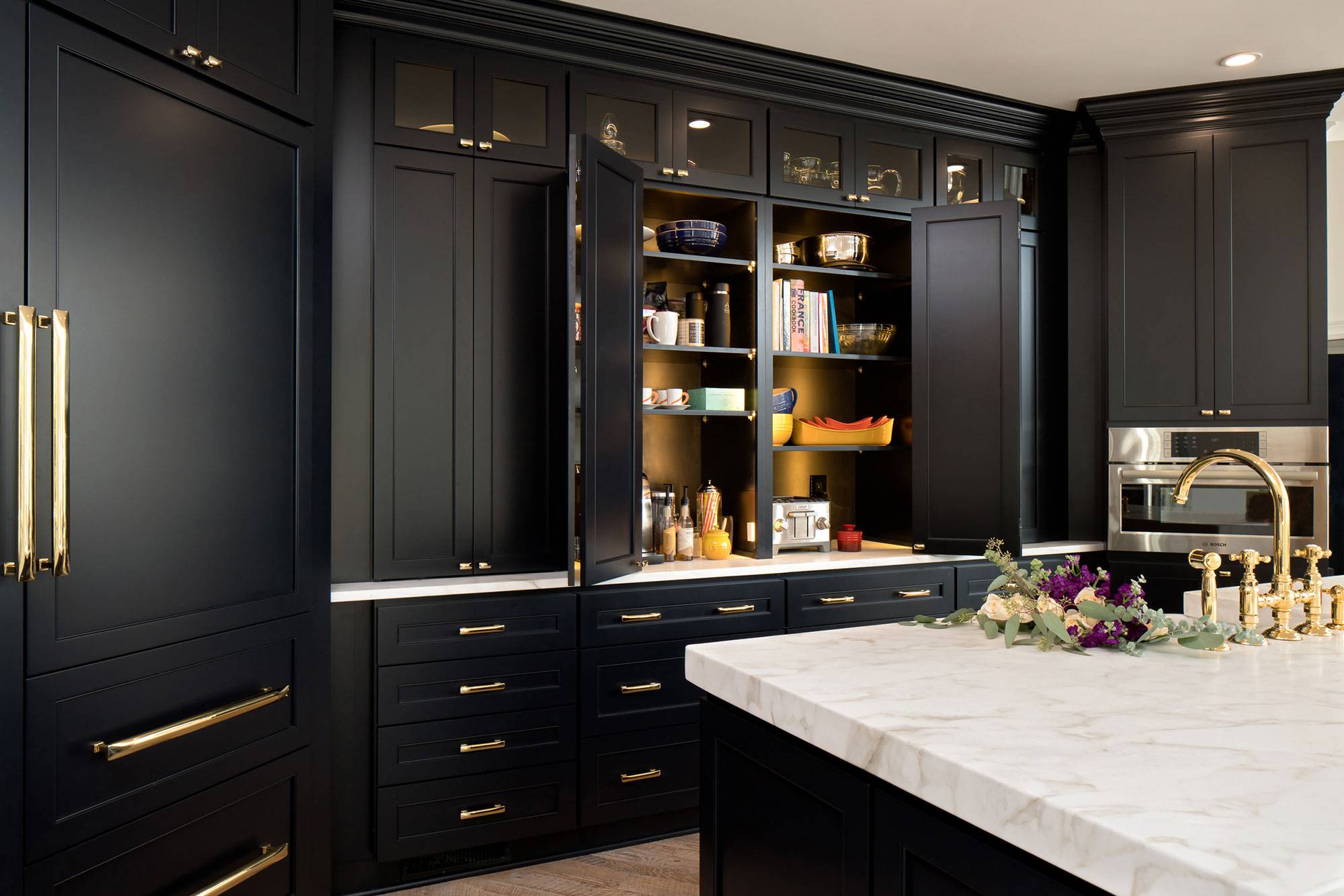 Personalized Panache Custom Cabinetry for Modern Living