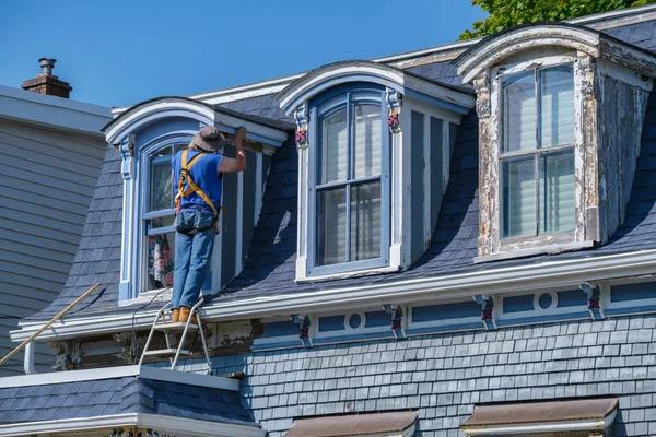 Your Go-To Roof Replacement Team in Redmond