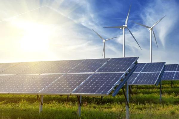 Harnessing the Sun: Solar Power Trends in North Valley