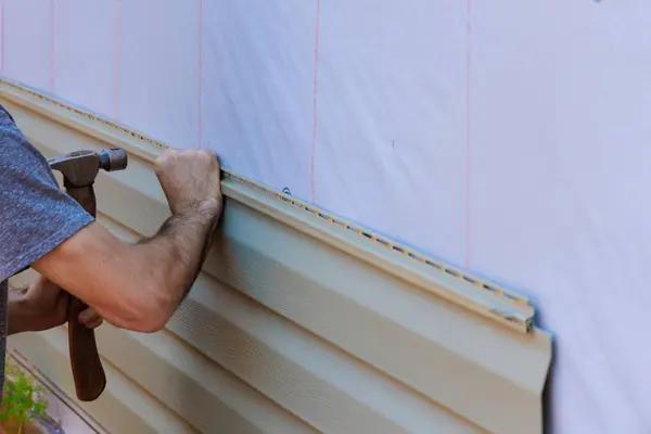 Best Insulation Services for Attics, Walls, and Crawl Spaces