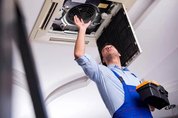 Fleetwell Air Conditioning Heating and Plumbing Experts