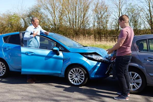 Complete Car accident lawyer Guide to Filing a Claim