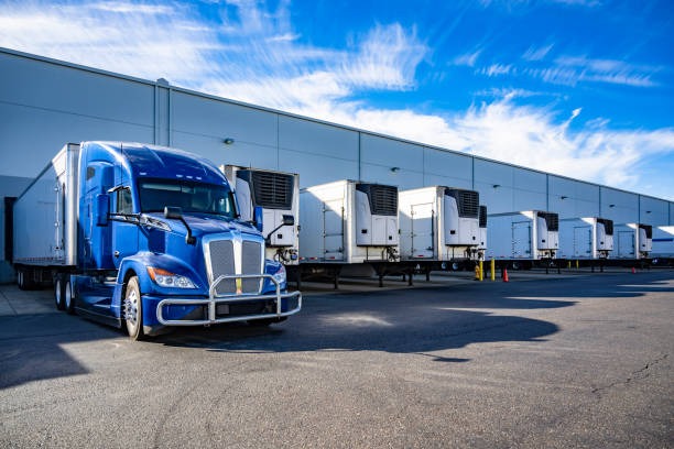 Choose the Right Trucking Company Near Me for Your Needs
